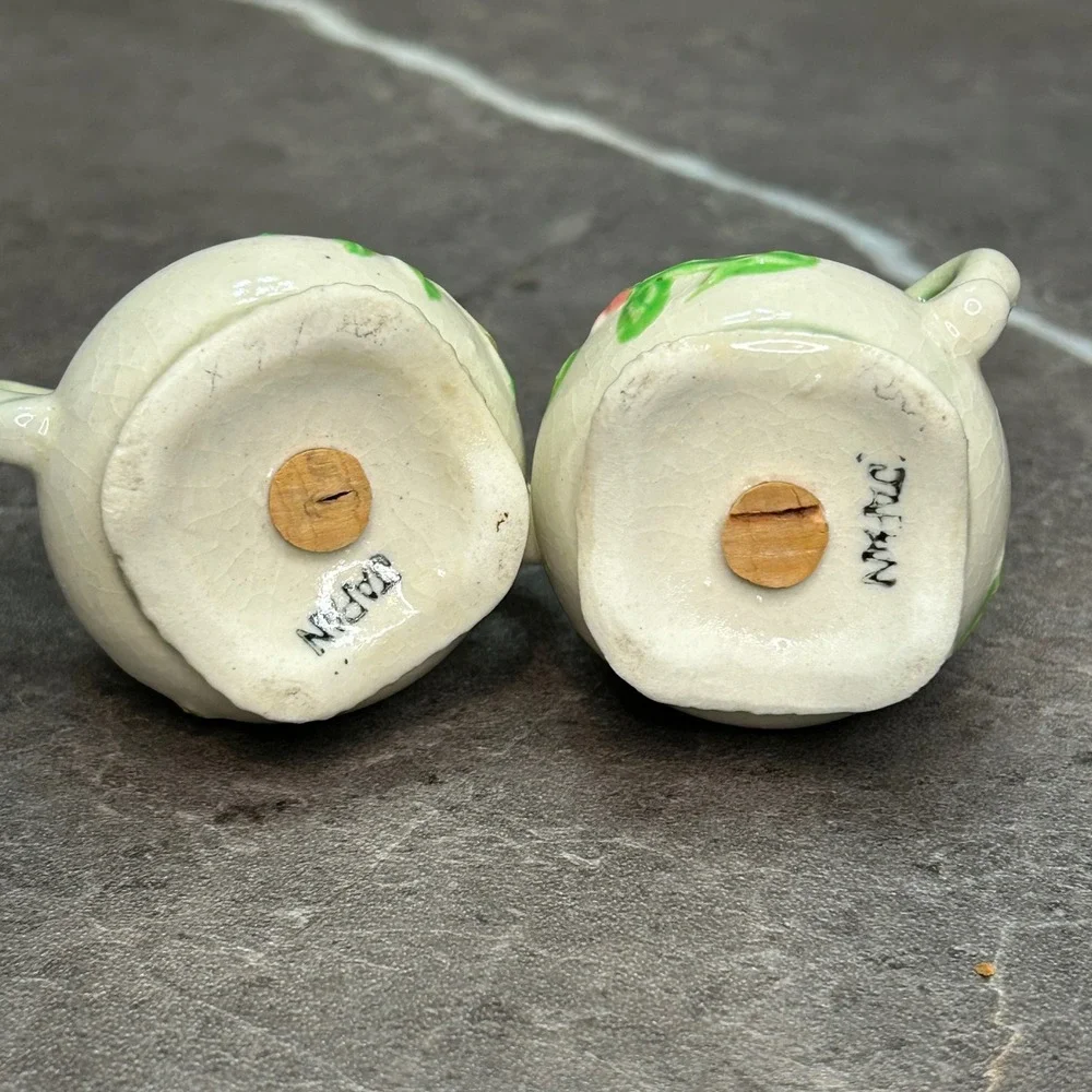 Vintage Japan Ceramic Salt and Pepper Shakers Sugar Creamer Floral Set SP916